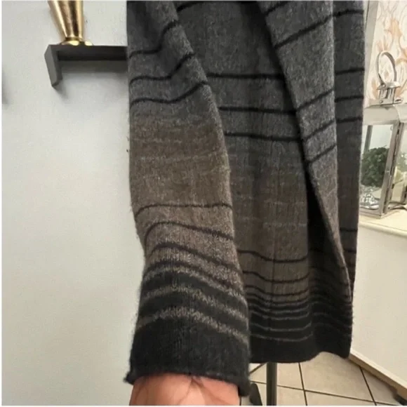 VINCE Yak/Wool Tan Taupe Ombre Hooded Cardigan Sz Small - Picture 9 of 13